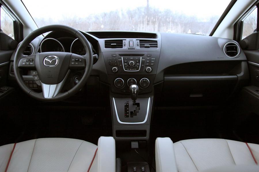  Mazda5 2012 года  (фото 27 из 94)